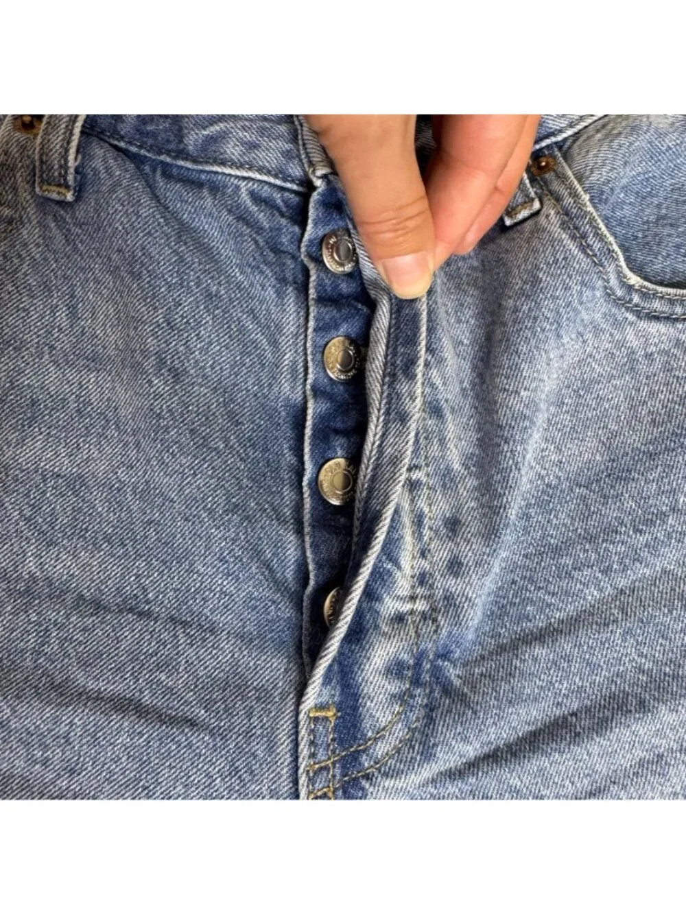 Old Navy Women's Baggy Cutoff Jean Shorts, Button-Fly, Size 10